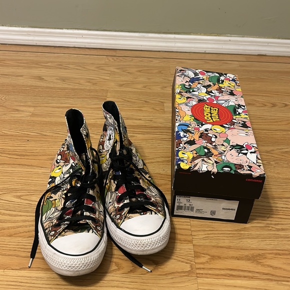 Looney Tunes Characters X Converse Chuck Taylor Sneakers - Picture 5 of 13